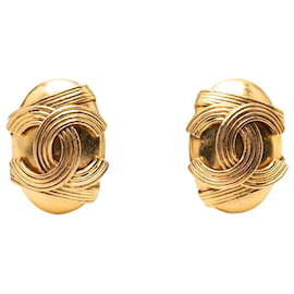 Orecchini a clip ovali Chanel CC placcati oro