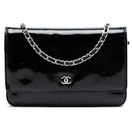 Bolso bandolera Chanel CC Patent Wallet On Chain negro