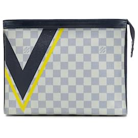 Clutch Bag Louis Vuitton Damier Azur Americas Cup Pochette Voyage MM blanco