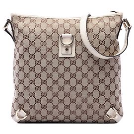 Gucci Abbey D Ring Crossbody aus GG Canvas in Beige