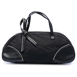 Borsa a mano Bow in nylon e pelle di vitello nero Dior
