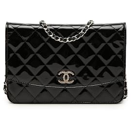 Borsa a tracolla Chanel CC Quilted Patent Brilliant Wallet On Chain nera
