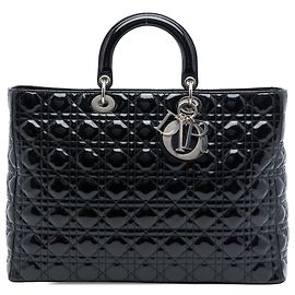 Borsa Lady Dior Extra Large in vernice nera Cannage
