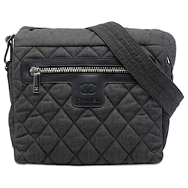 Borsa a tracolla Chanel Small Quilted Denim Coco Cocoon nera