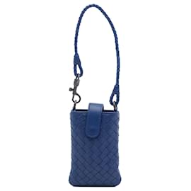 Pochette e custodia per telefono in nappa Intrecciato blu Bottega Veneta