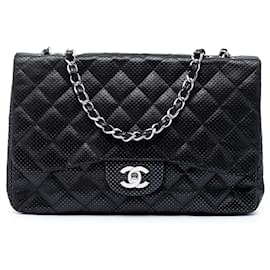 Borsa a tracolla Chanel Jumbo Classic in agnello traforato nero
