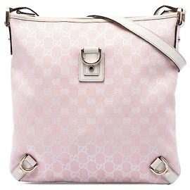 Gucci Abbey D Ring Crossbody aus GG Canvas in Pink