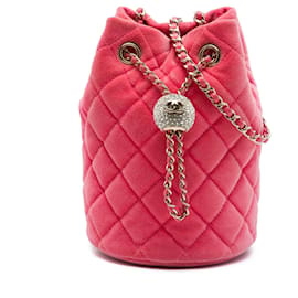 Mini borsa bucket Chanel in velluto rosa con cristalli e perle Crush
