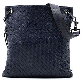 Bolsa transversal em nappa intrecciato azul Bottega Veneta