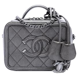 Borsa Vanity Chanel Small Grey Metallic Caviar CC Filigree