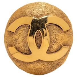 Spilla rotonda Chanel CC placcata oro