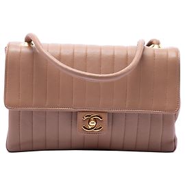 Borsa a tracolla Chanel Medium Vertical trapuntata in agnello marrone con patta singola