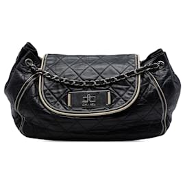 Borsa a tracolla Chanel East West Mademoiselle in agnello trapuntato nero