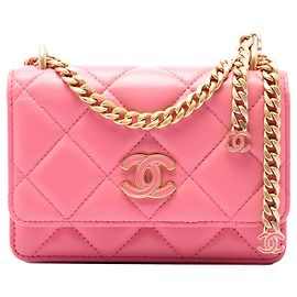 Mini borsa a tracolla Chanel Pink Quilted Lambskin Pending CC Wallet On Chain Crossbody Bag