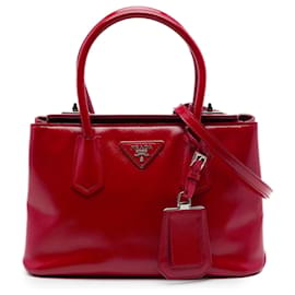 Piccola borsa satchel doppia in Saffiano Vernice rosso con chiusura Turnlock Prada