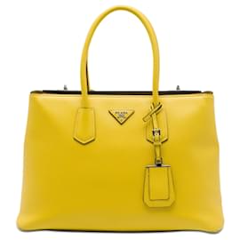 Tote doppio in pelle Saffiano giallo Prada