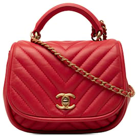Borsa Chanel Mini CC Chevron in agnello invertito rosso con patta arrotondata