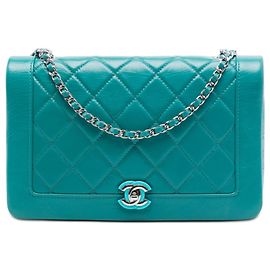 Borsa a tracolla Chanel Small Quilted Crumpled Calfskin Bi Vintage blu