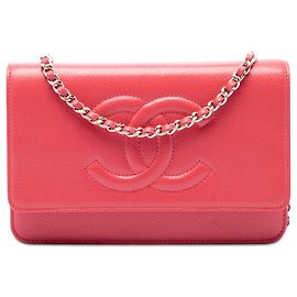 Borsa a tracolla con catena Chanel CC Caviar rosa