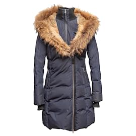 Casaco puffer com capuz e detalhe em pele Mackage azul-marinho e castanho Tamanho US M