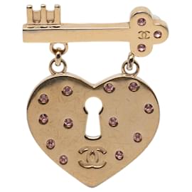 Spilla a forma di Cuore con Lucchetto e Chiave Chanel CC Placcata Oro