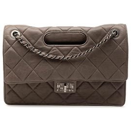 Borsa Chanel Paris Byzance Jumbo Washed Lambskin Take Away Flap Satchel marrone