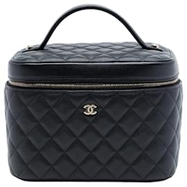 Beauty Case Chanel Medium CC Trapuntato Caviar Nero