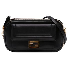 Borsa a tracolla Fendi Easy 2 Baguette in pelle nera