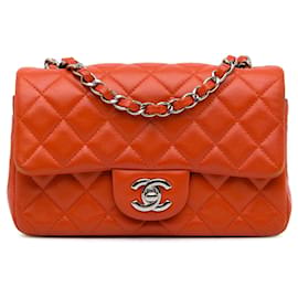 Borsa a tracolla Chanel Mini Rectangular Classic in agnello arancione con patta singola