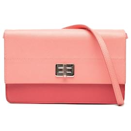 Cartera con correa crossbody de Saffiano con cierre Turn Lock en rosa de Prada