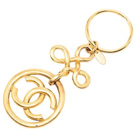 Llavero y colgante para bolso medallón CC chapado en oro Gold Chanel