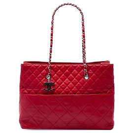 Borsa Tote In The Business in pelle di vitello trapuntata grande rossa Chanel