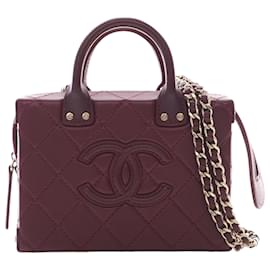 Borsa vanity convertibile Chanel Small CC in pelle di vitello trapuntata rossa