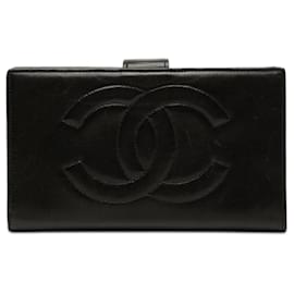 Portafoglio lungo bifold in agnello nero con CC Chanel