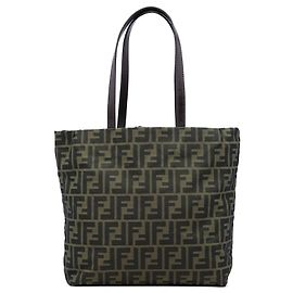 Fendi Zucca Canvas Tote in Braun