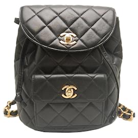 Chanel Duma Rucksack aus gestepptem Lammleder in Schwarz, Größe Medium
