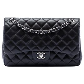 Borsa a tracolla Chanel Jumbo Classic in agnello nero con doppia patta
