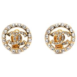 Orecchini a clip rotondi Chanel CC placcati oro e strass