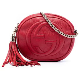 Mini borsa a tracolla Soho in pelle di vitello martellata rossa Gucci con catena