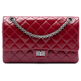Borsa a tracolla Chanel Reissue 2.55 Double Flap 226 in vernice trapuntata rossa