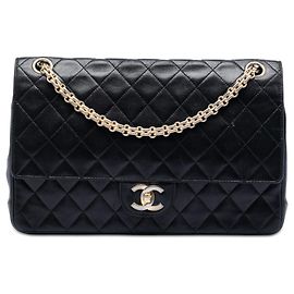 Borsa a tracolla Chanel Medium CC Quilted Lambskin Bijoux Chain Double Flap nera