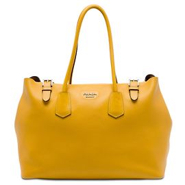 Borsa Tote Prada City in pelle di vitello giallo con fibbia