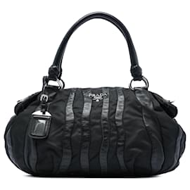 Borsa Prada Tessuto Nappa Waves nera