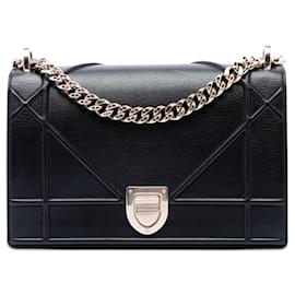 Borsa a tracolla Diorama in pelle di vitello nera Dior Medium