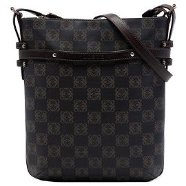 Borsa a tracolla in tela rivestita Anagram marrone LOEWE