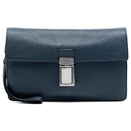 Clutch Prada Vitello Daino blu