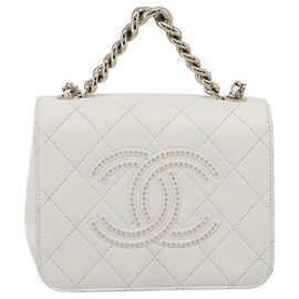 Chanel Beauty Begins Flap in agnello trapuntato