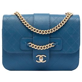 Bolsa Transversal Chanel Large Quilted Sheepskin Front Chain Flap Azul