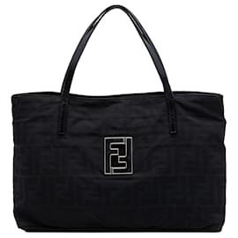Schwarze Fendi Zucca Nylon Handtasche