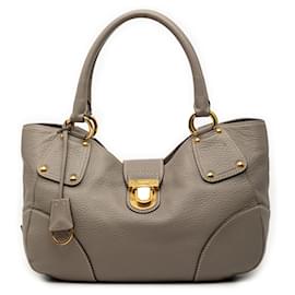 Borsa a tracolla Prada Vitello Daino grigia